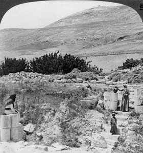 الخطوات المؤدية إلى يعقوب جيدًا ، شمال غرب فلسطين فلسطين 1905. بواسطة أندروود أند أندروود