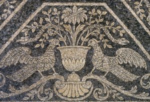 فسيفساء وديكورات الحائط ، Nymphaeum at Villa Litta Visconti Borromeo Arese ، Lainate ، لومباردي ، إيطاليا بواسطة غير معروف