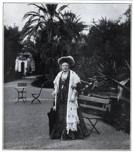 صورة مدام جولييت آدم (ني لامبرت) (1836-1936) ، كاتبة فرنسية ، مجادلة ونسوية في نيس عام 1905. بواسطة فنان غير معروف