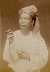 رجل بورمي ، 1885 قرابة بواسطة مصور غير معروف