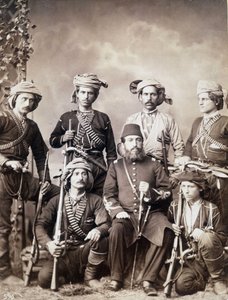 المحاربون الجورجيون من مدينة باتوم (أو باتومي) بجورجيا ، عاصمة أدجاريا بواسطة مصور غير معروف
