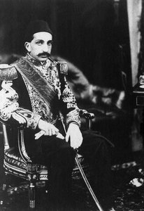 Portrait of Abdulhamid II (Abd ul Hamid, Abd-ul-Hamid, Abdulhemit, Abdul Hamid, Abd al-Hamid, Abd al-Hamid, Abd al-Hamid) (1842-1918), Sultan of the Ottoman Empire. بواسطة مصور غير معروف