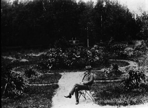 صورة للملحن Piotr أو Pyotr Ilyich Tchaikovsky (أو Tchaikovsky أو Cajkovskij أو Tchaikovsky بواسطة مصور غير معروف