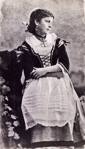 تيريسينا برامبيلا (1845-1921) ترتدي زي المسرح بواسطة مصور غير معروف