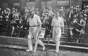 الدكتور WG Grace ، لاعب الكريكيت الإنجليزي ، يمشي للخفاش ، c1899 بواسطة ويليام ألبرت روش