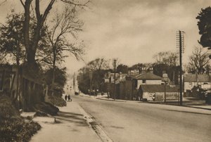 حيث الطريق الروماني إلى دوفر يعبر الرماة هيل وراء بلاك هيث ، c1935. بواسطة ويفين
