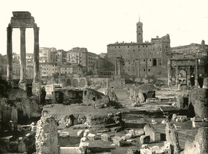 نظرة عامة على المنتدى ، روما ، إيطاليا ، 1895. بواسطة W and S Ltd