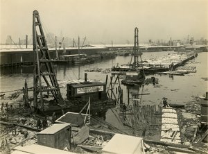 موقع الواجهة البحرية الصناعية غير معروف ، ج.1910-21 بواسطة وليام ديفيس هاسلر