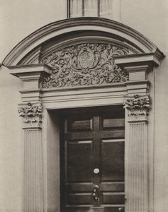 Doorway ، Pudding Lane ، Maidstone ، Kent (صورة b / w) بواسطة وليام جالسوورثي ديفي