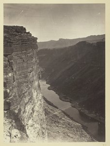 جراند كانيون ، نهر كولورادو ، بالقرب من باريا كريك ، باتجاه الشرق ، 1872. بواسطة ويليام اتش بيل