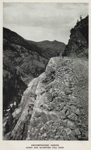 وديان كولورادو: Uncompahgre Canon و Ouray و Silverton Toll Road (b / w photo) بواسطة وليام هنري جاكسون