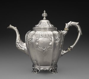 Teapot بواسطة وود وهوز
