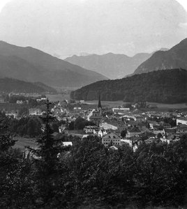 Bad Ischl ، عند سفح Hoher Dachstein ، Salzkammergut ، النمسا ، القرن التاسع عشر. بواسطة ورتهل وأولاده