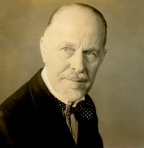 Portrait of Elias Burton Holmes بواسطة فريدريك (المرتبط ب) بارنارد