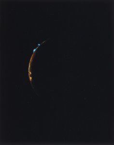 Volcanoes on the rim of Io, one of the moons of Jupiter بواسطة فرديناند جورج والدمولر