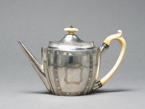 ابريق الشاي بواسطة firm of George Smith