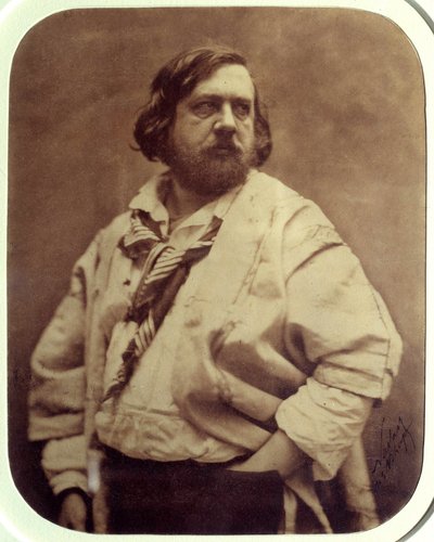 صورة للكاتب الفرنسي ثيوفيل غوتييه (1811-1872) بالبلوزة البيضاء تصوير فيليكس تورناشون ديت نادار (1820-1910) 1854 باريس ، متحف أورسيه بواسطة نادار