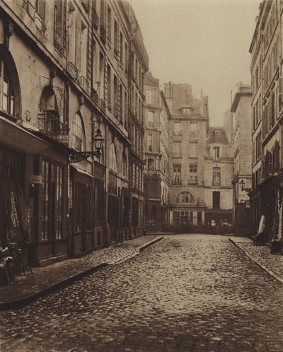 شارع تشايلدبيرت ، مأخوذ من شارع Rue d'Erfurth في عام 1866 (b / w photo) بواسطة (بعد) مصور فرنسي