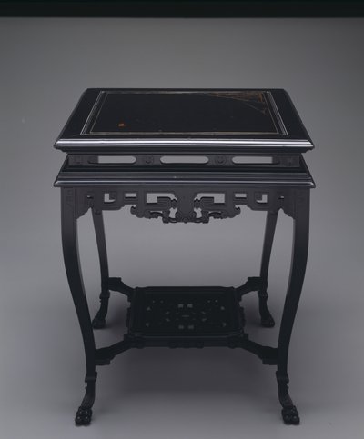 طاولة حوالي 1880 (خشب وترصيع) بواسطة A. and H. Lejambre