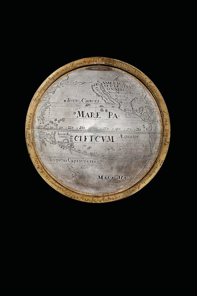 اثنين من الكرات الأرضية والسماوية استثنائية ، بدعم من هرقل وأطلس ، أوغسبورغ ، 1697-99 بواسطة إبراهيم درينتويت