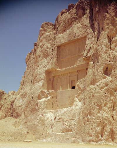 قبر Artaxerxes I ، c.466-464 قبل الميلاد بواسطة الأخمينية