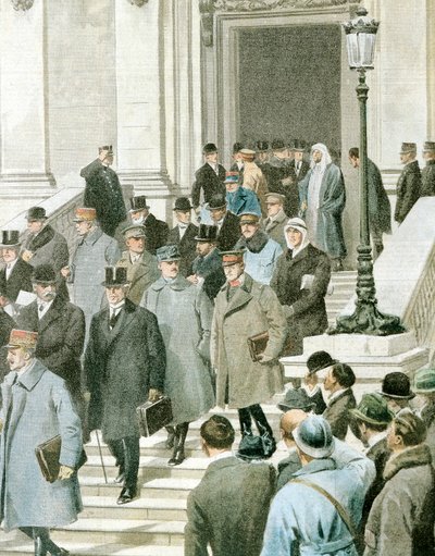 Peace conference delegates leaving Quai D