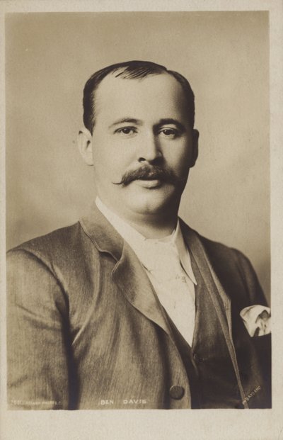 بن ديفيز ، فترة الويلزية (1858-1943) بواسطة ألكسندر باسانو