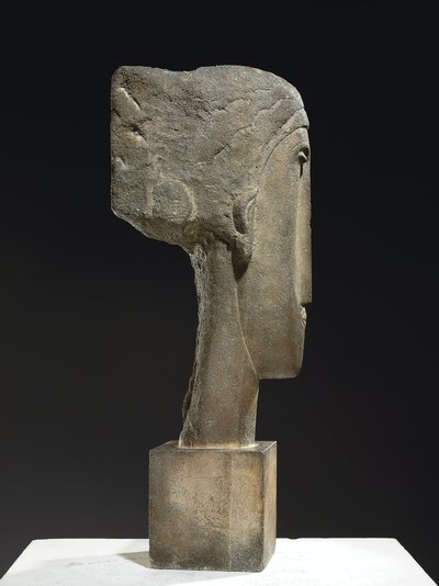 الرأس ، حوالي 1910-12 (الحجر الجيري) بواسطة أميديو موديجلياني