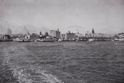 كاليفورنيا: أفق سان فرانسيسكو ، من عبارة جنوب المحيط الهادئ (b / w photo) بواسطة المصور الأمريكي (بعد)