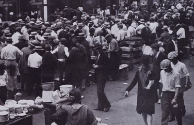 Chicago: The Ghetto on a Busy Day (b/w photo) بواسطة المصور الأمريكي (بعد)