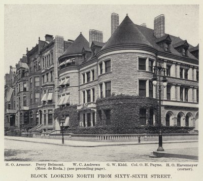 بلوك يتجه شمالًا من شارع Sixty-Sixth Street (صورة b / w) بواسطة مصور أمريكي
