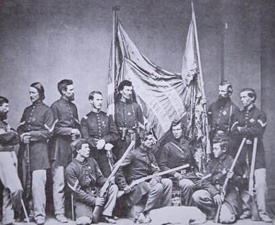 Colour party of the 7th Illinois Infantry (b/w photo) بواسطة مصور أمريكي