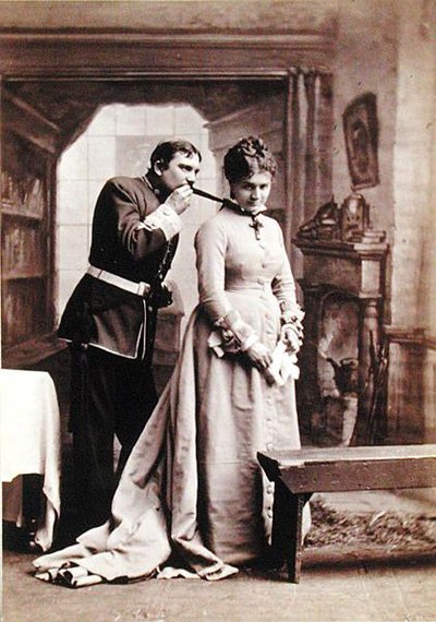 HJ Montague و Ada Dyas في مشهد من 'The Shaughraun' ، حوالي 1874 (b / w photo) بواسطة مصور أمريكي