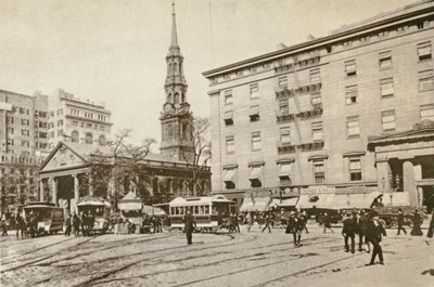 كنيسة سانت بولس وأستور هاوس ، خارج سيتي هول بارك ، مدينة نيويورك ، 1892 بواسطة مصور أمريكي