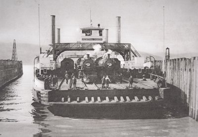 The Contra Costa Ferry, c.1920 (b/w photo) بواسطة مصور أمريكي