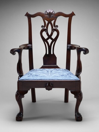 كرسي بذراعين ، ج. 1760-1790 (الجوز الأسود ؛ الصنوبر الأصفر الجنوبي) بواسطة المدرسة الأمريكية