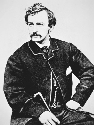 جون ويلكس بوث (1838-65) قاتل أبراهام لنكولن (صورة بالأبيض والأسود) بواسطة المدرسة الأمريكية