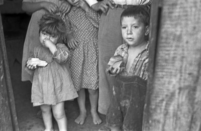 الطفولة في ريف كروتوني بواسطة Ando Gilardi