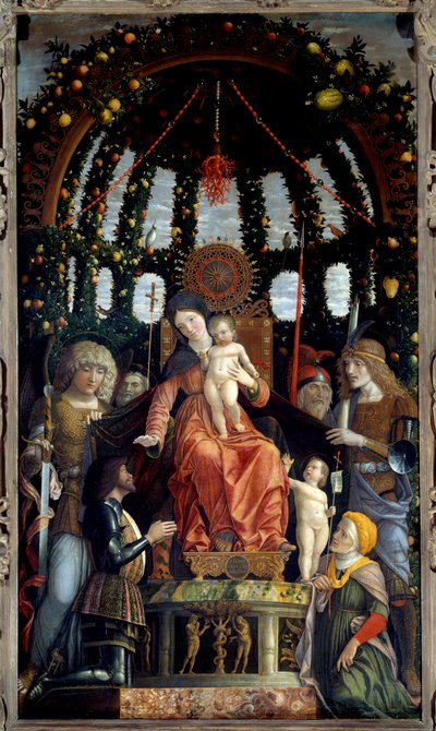 عذراء النصر (النصر Altarpiece) (مادونا ديلا فيتوريا). ممثلة مريم العذراء: القديس ميخائيل ، القديس جورج ، القديس لونجين والقديس أندريه. راعي اللوحة ، ماركيز مانتوفا ، فرانسوا الثاني دي غونزاغ (فرانشيسكو الثاني غونزاغا) ( بواسطة أندريا مانتيجنا