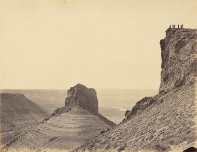  بواسطة أندرو جوزيف راسل