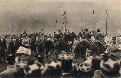 الحرب العالمية الأولى 1914-1918: زيارة الرئيس الفرنسي ريموند بوانكاريه (1860-1934) ورئيس المجلس جورج كليمنصو (1841-1929) إلى ميتز في 8 ديسمبر بواسطة مجهول مجهول