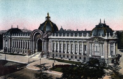 باريس: منظر خارجي للقصر الصغير افتتح في عام 1900 ، صورة عام 1920 في "الألبوم الفني" لمدينة باريس بواسطة مجهول مجهول