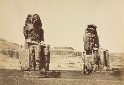 تمثال ممنون ، طيبة ، ج. 1860s. بواسطة أنطونيو بيتو