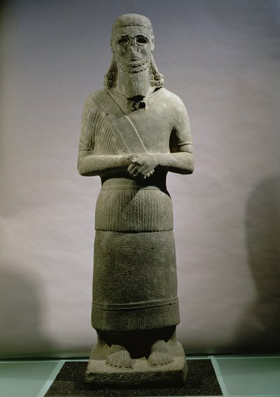 تمثال مخصص للإله حداد يشي (بازلت) (لمزيد من التفاصيل انظر 110889) بواسطة Assyrian