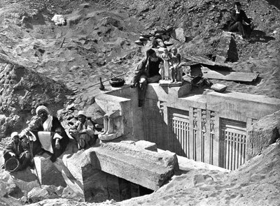 ممفيس سقارة ، مصر ، 1893 بواسطة أوغست إدوارد مارييت