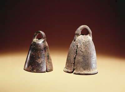 أجراس الحصان ، من بابل ، العراق ، c.700 قبل الميلاد (برونزية) بواسطة Babylonian