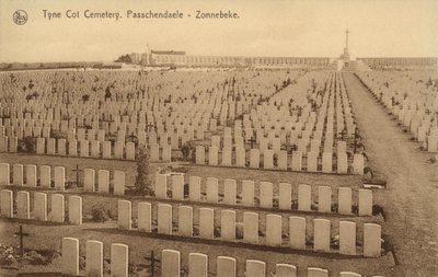 مقبرة تاين كوت في Passchendaele بواسطة مصور بلجيكي