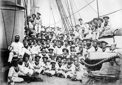شركة على متن HMS Eclipse ، c.1888 بواسطة مصور بريطاني