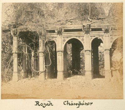 روزاه ، شامبانير ، حوالي عام 1875 (صورة بالأبيض والأسود) بواسطة مصور بريطاني