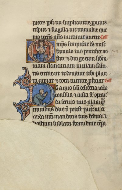 الحرف الأول O: المسيح رافعاً يديه؛ الحرف الأول D: رجل شبه ساجد في الصلاة بواسطة سيد بوت